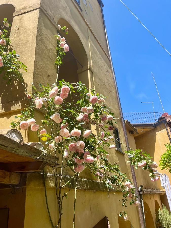 B&B 'Degli Artisti' Magliano Sabina Exterior foto